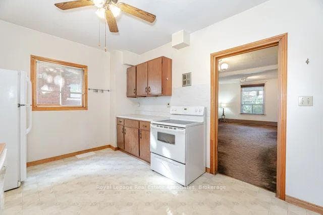 108 Case Street photo 9