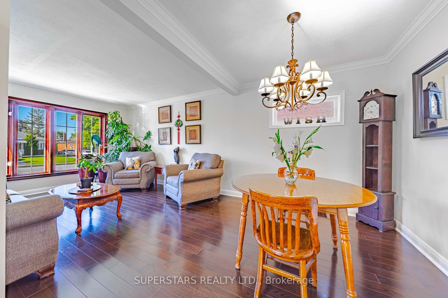 237 Ellington Drive photo 8