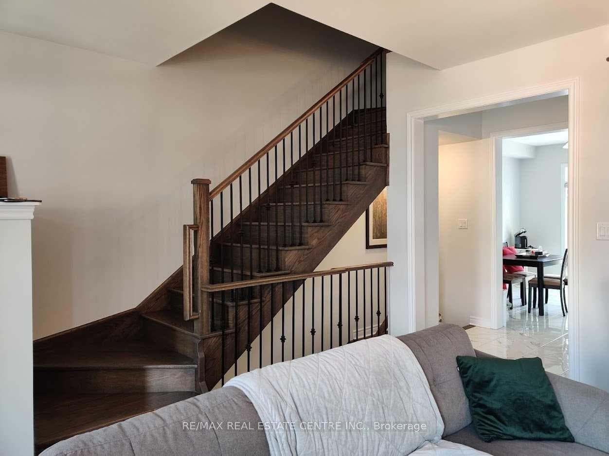 3298 Erasmum Street Unit 4 photo 17