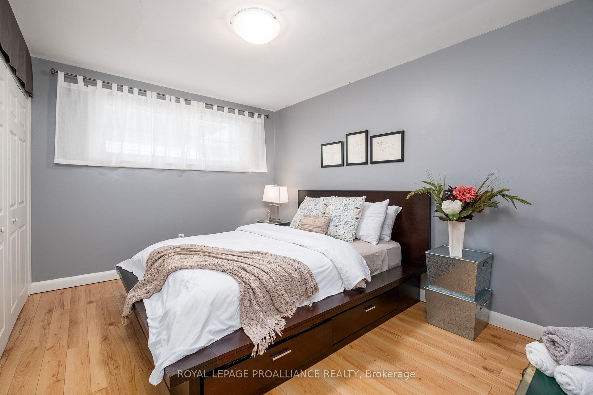 13 Windsor Street photo 36