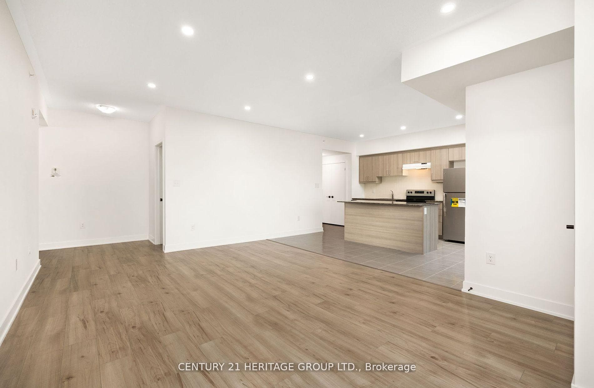 1 Chef Lane Unit 402 photo 14