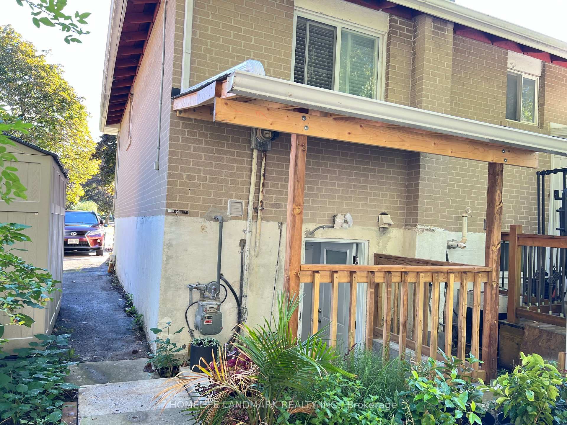24 Drysdale Crescent photo 2