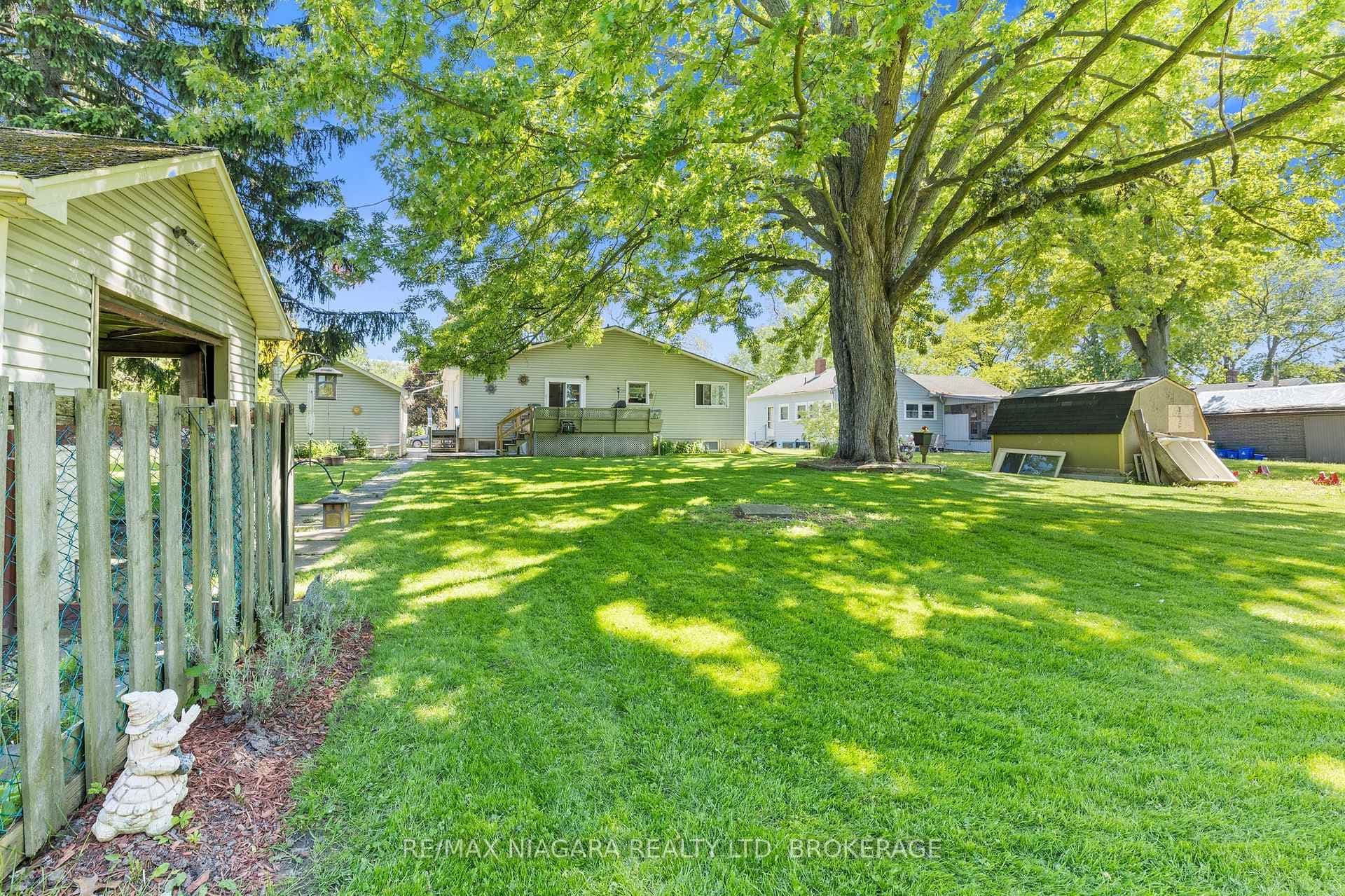 7931 Watson Street photo 26