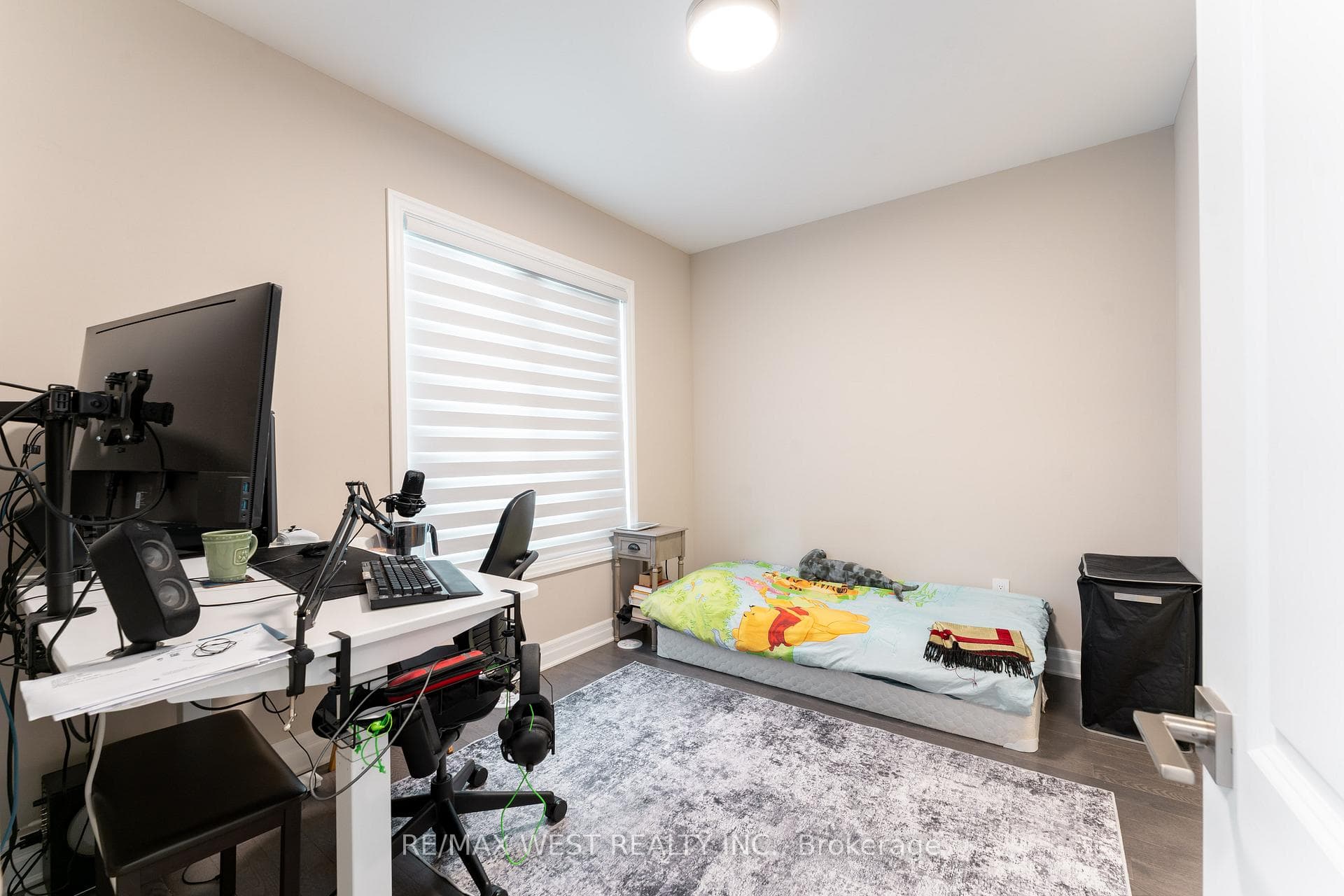 4124 Raybria Way photo 8