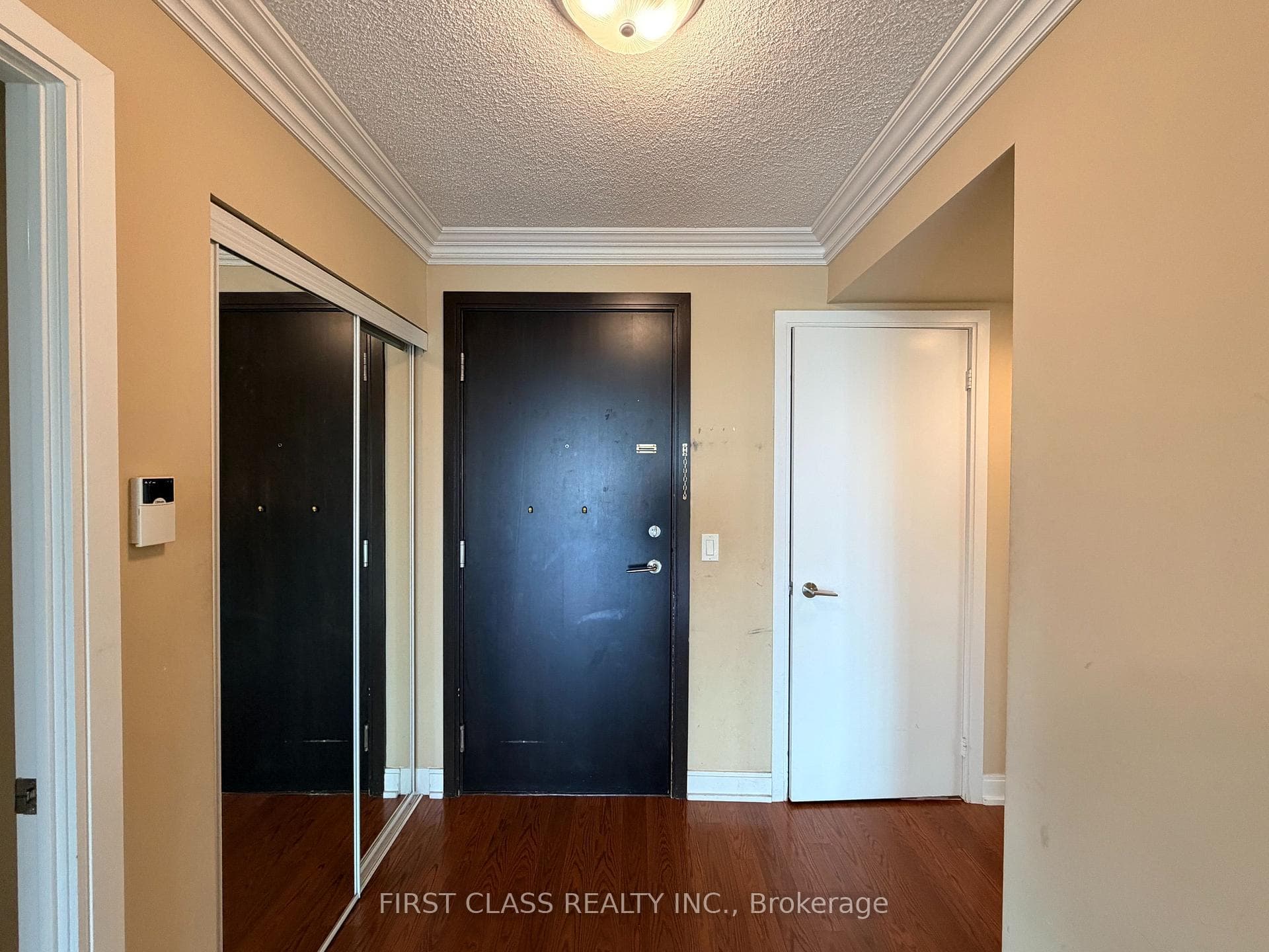 238 Bonis Avenue Unit 2525 photo 2