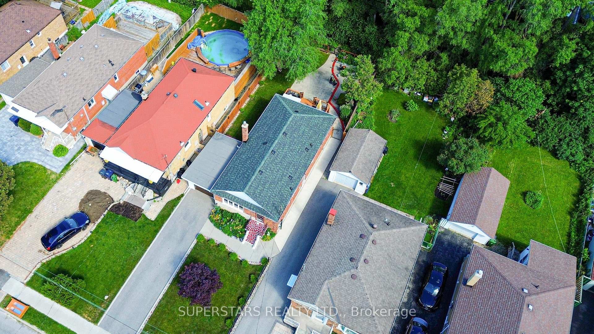237 Ellington Drive photo 42