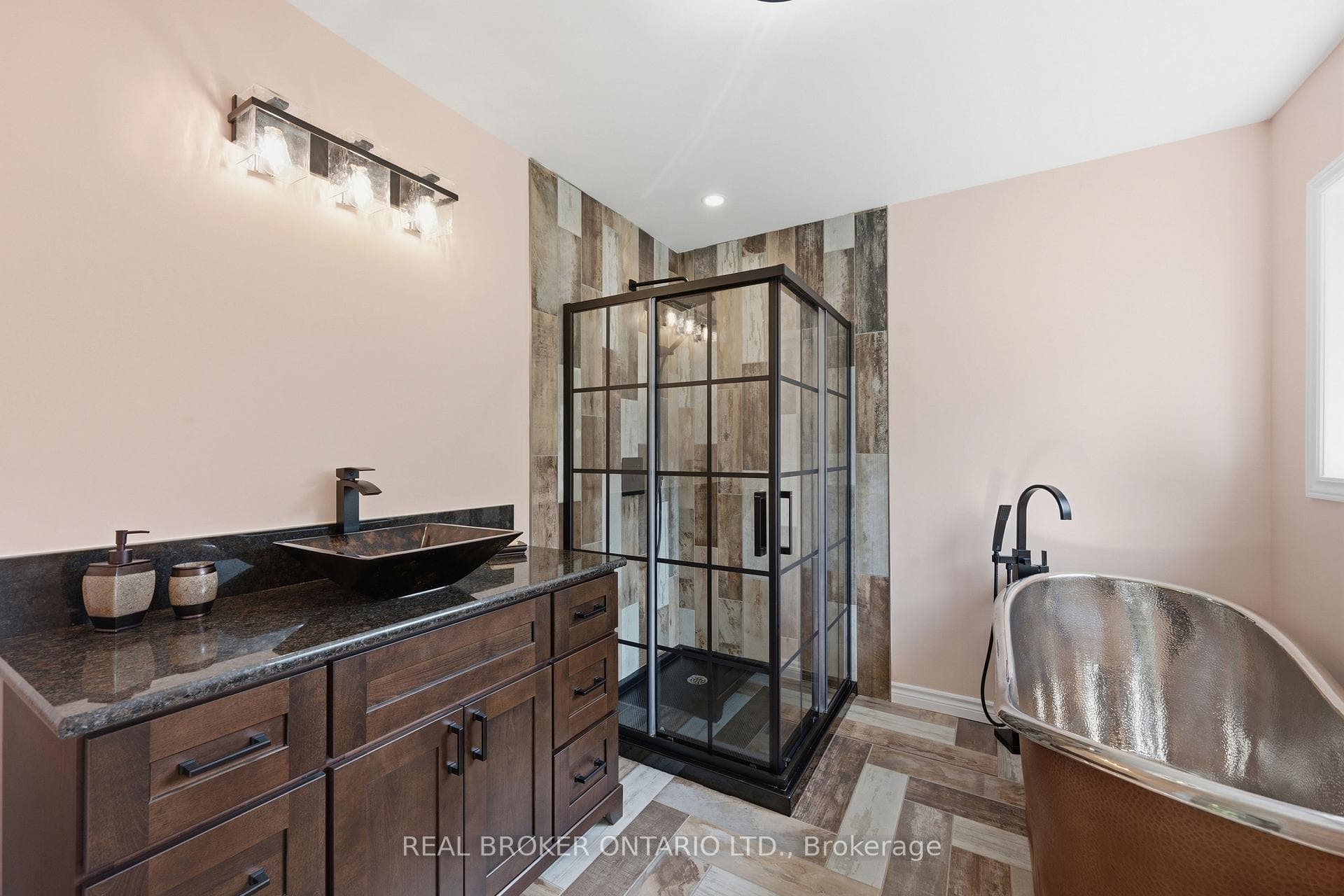 4184 Gordon Murdock Road photo 32