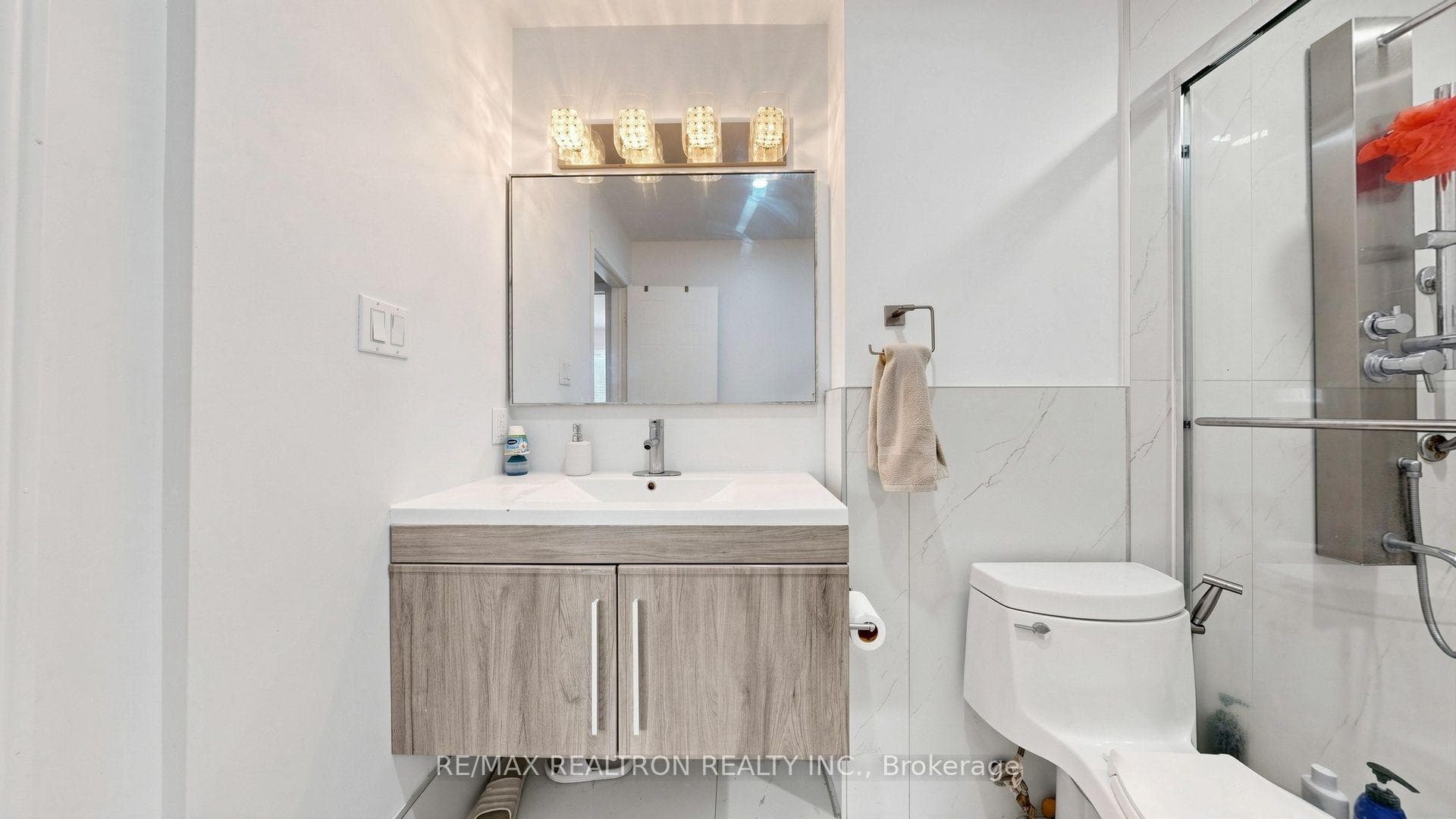 1640 Nichol Avenue Unit 4 photo 25