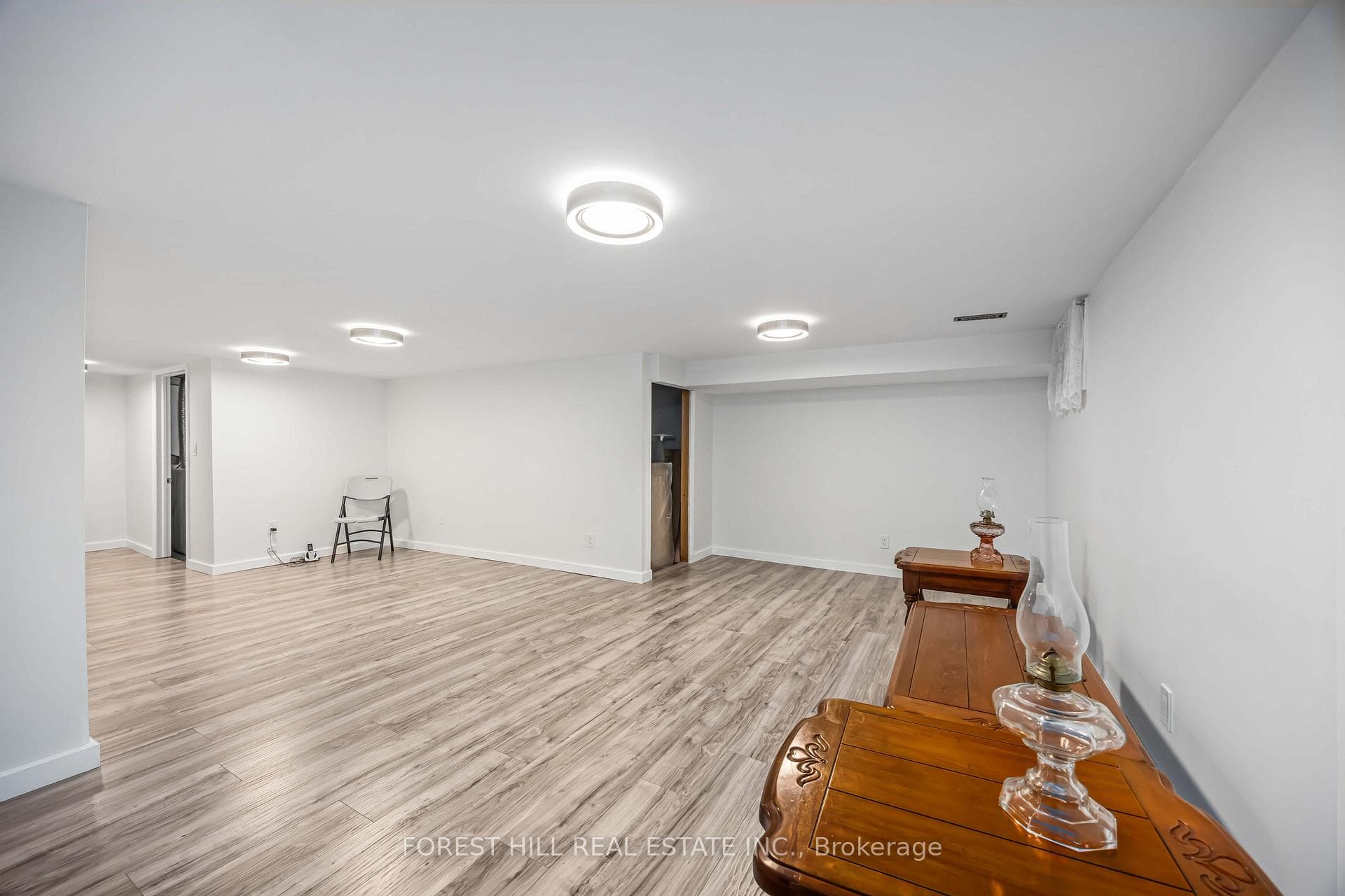 435 Silverstone Drive Unit 22 photo 25