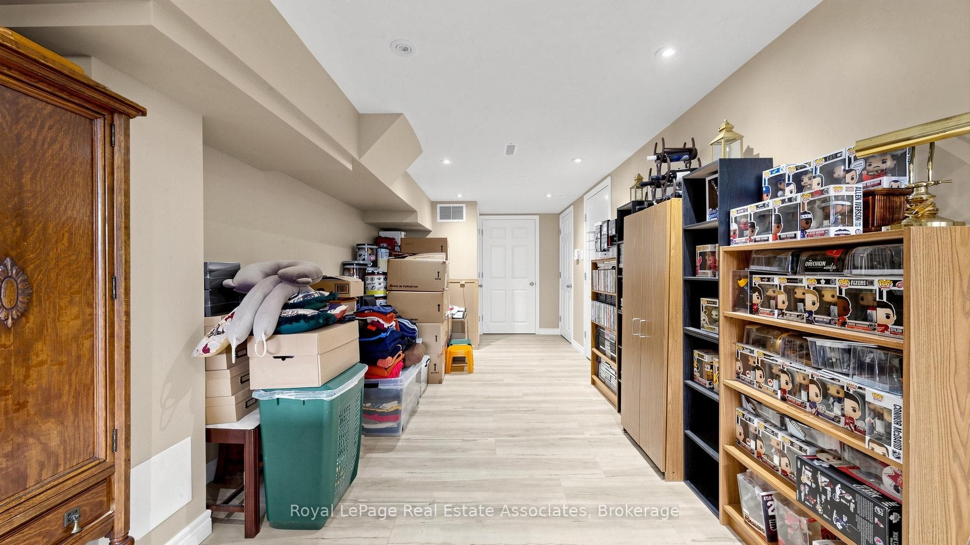 71 Addington Crescent photo 40