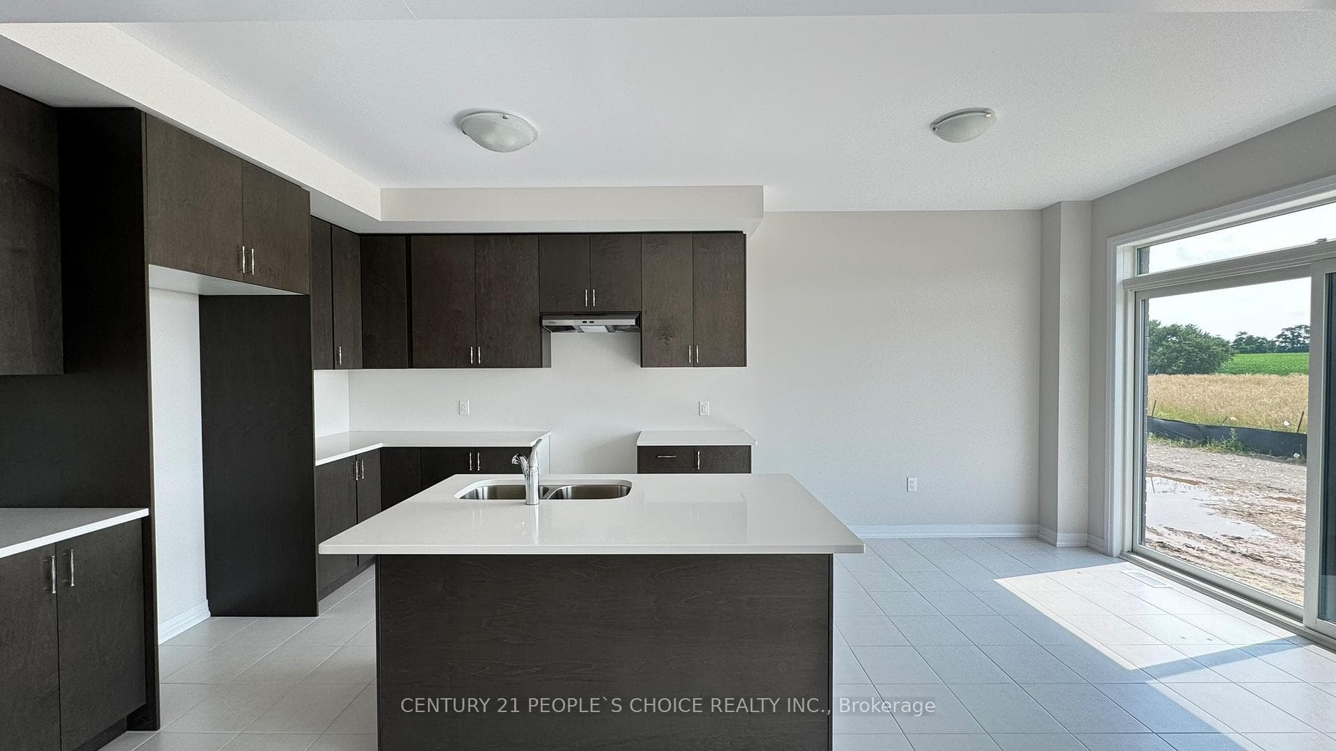 16 Langridge Way photo 10