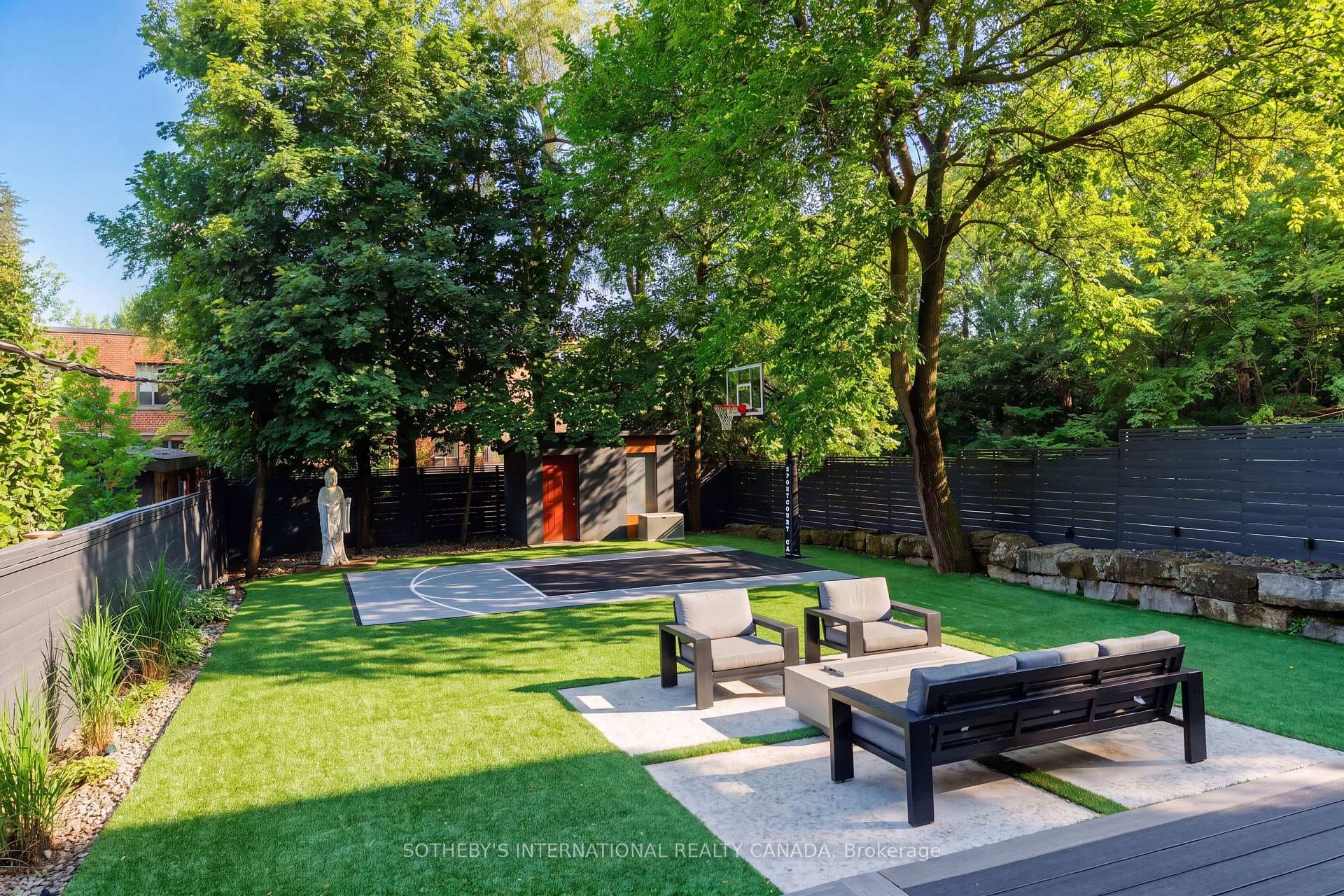 5 Hartfield Road photo 46