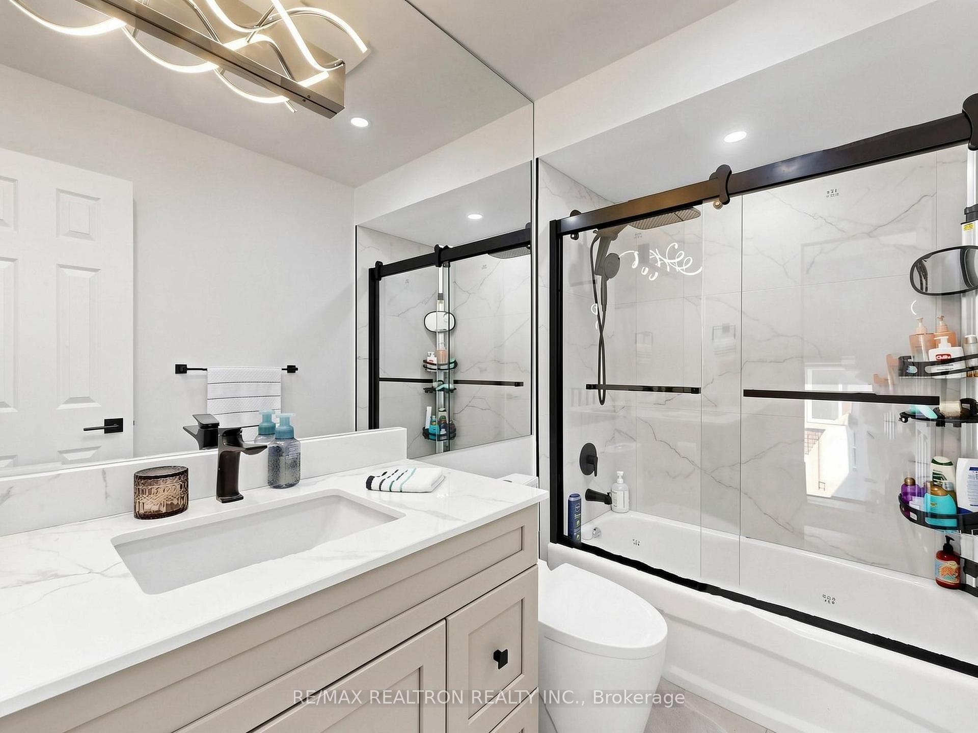 68 Dallimore Circle photo 26