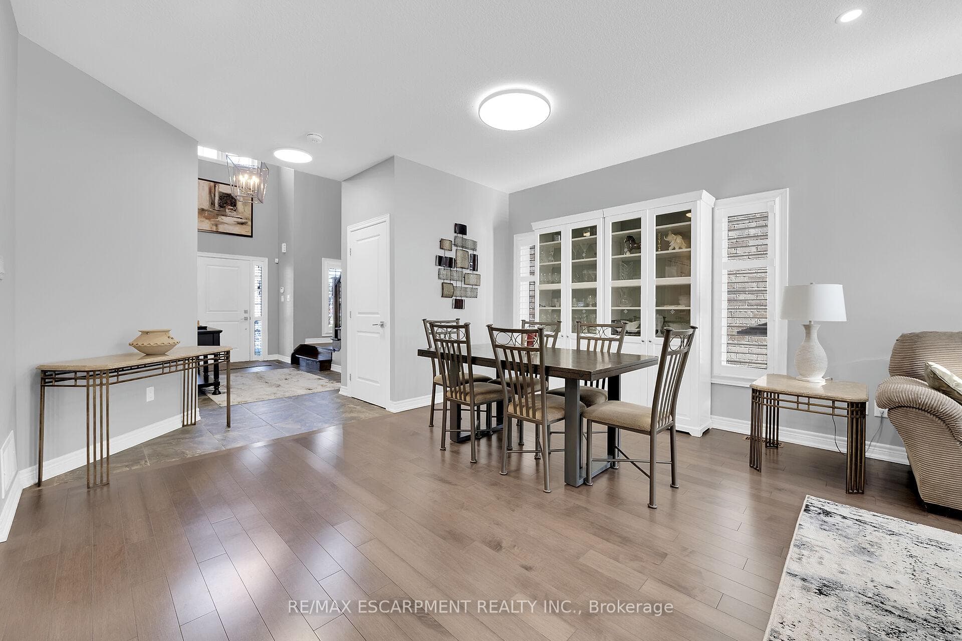 127 Lampman Drive photo 14