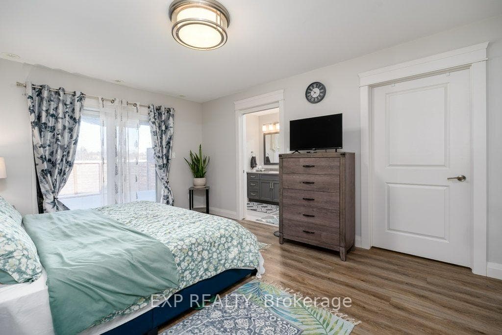 9 Cardinal Court photo 19