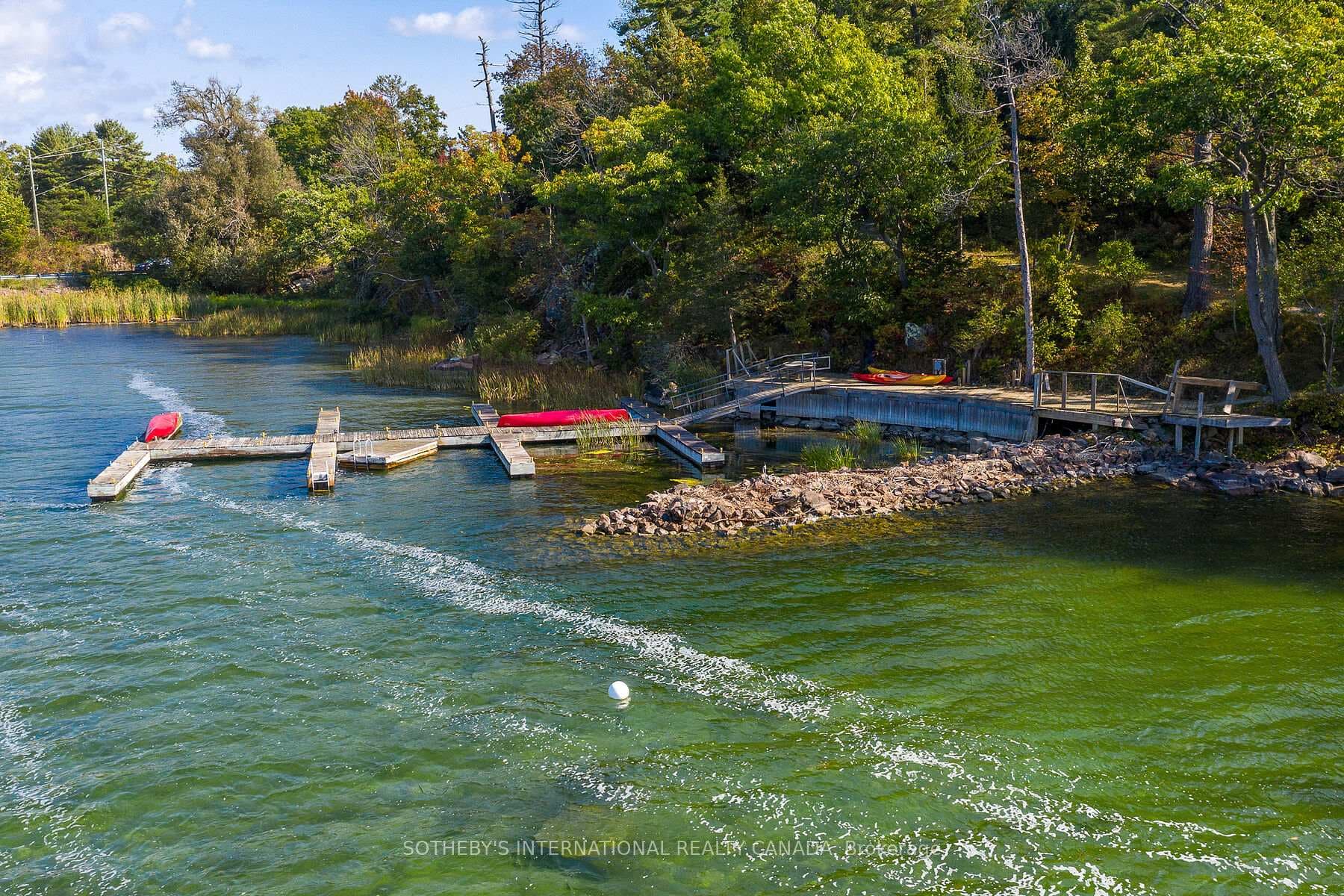 345 Thousand Islands Parkway photo 32