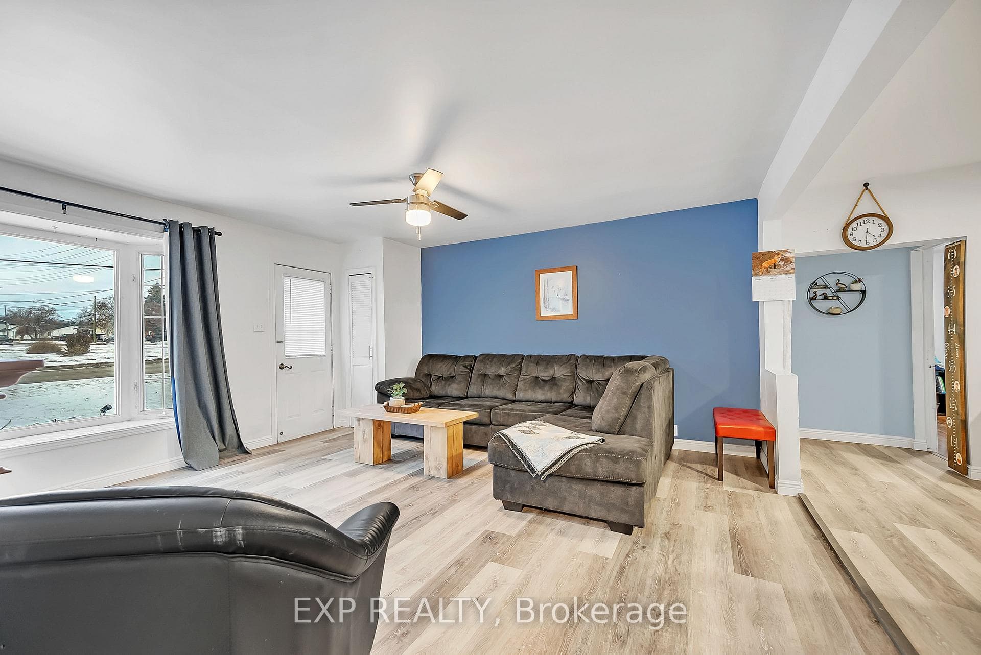 83 Byron Street photo 12
