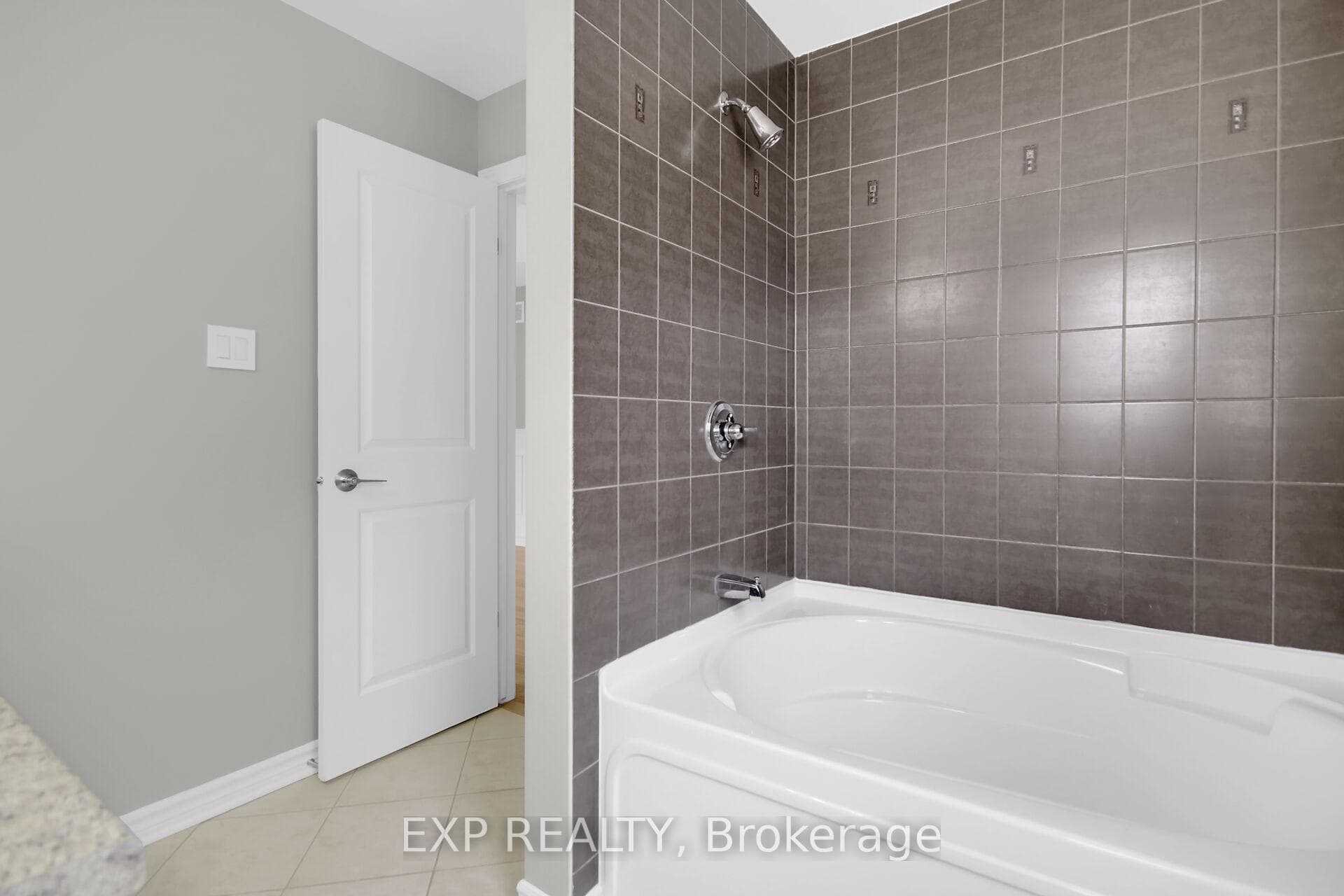 608 Paul Metivier Drive photo 17