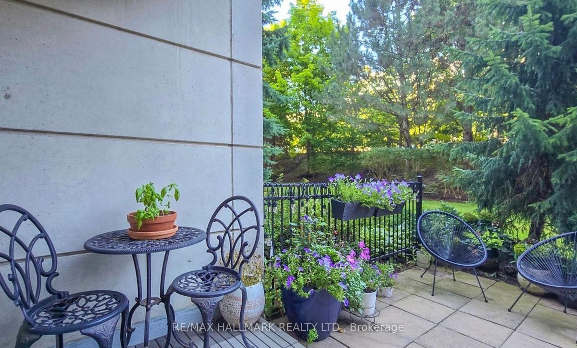 18 William Carson Crescent Unit 115 photo 15