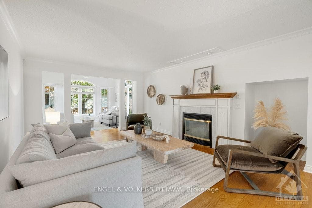 6 CARBERY Drive photo 7