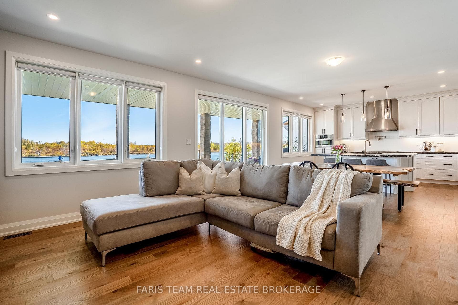 7 Dock Lane photo 13