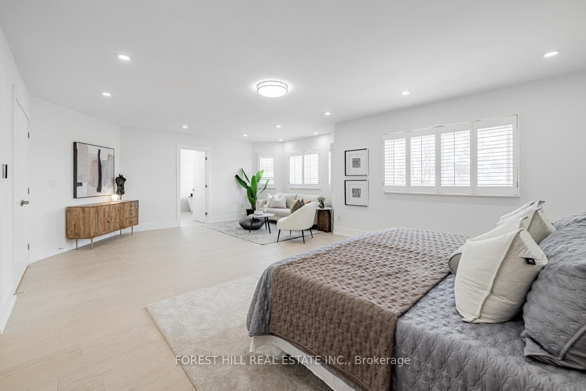82 Devonsleigh Boulevard photo 31