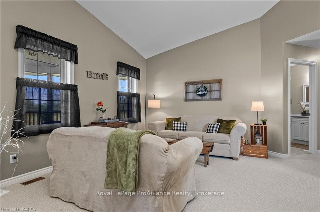 4691 WOLFE SWAMP Road photo 4