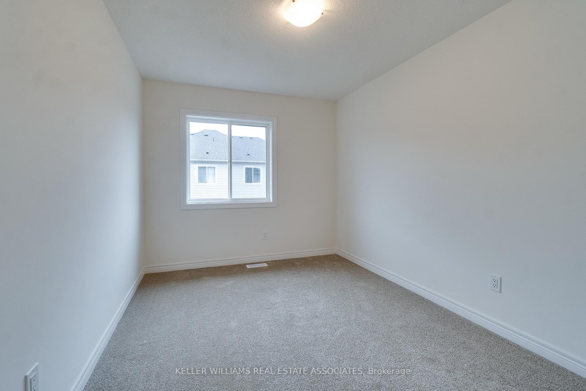 6 Jellicoe Court photo 23