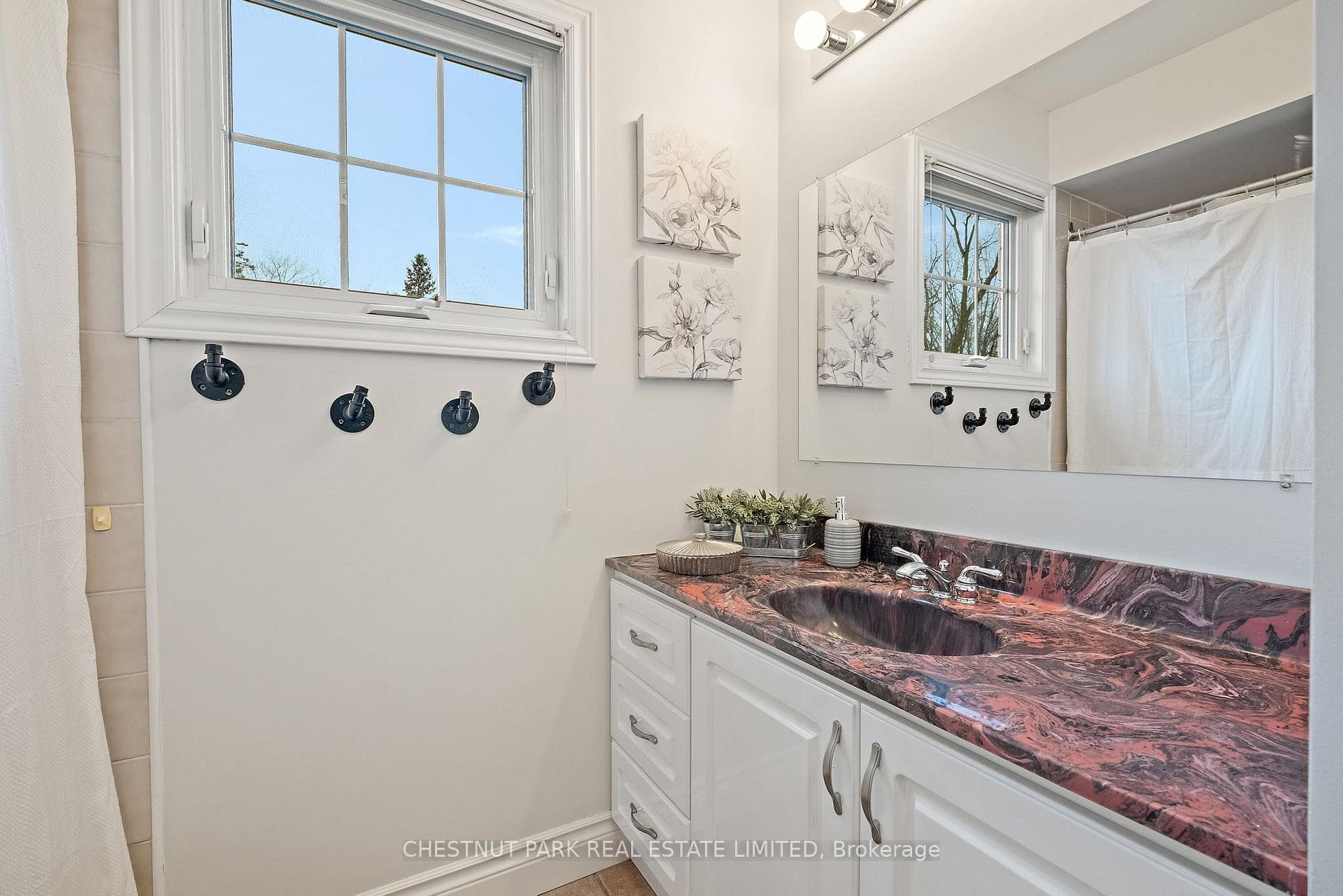 283 Perrin Avenue photo 11