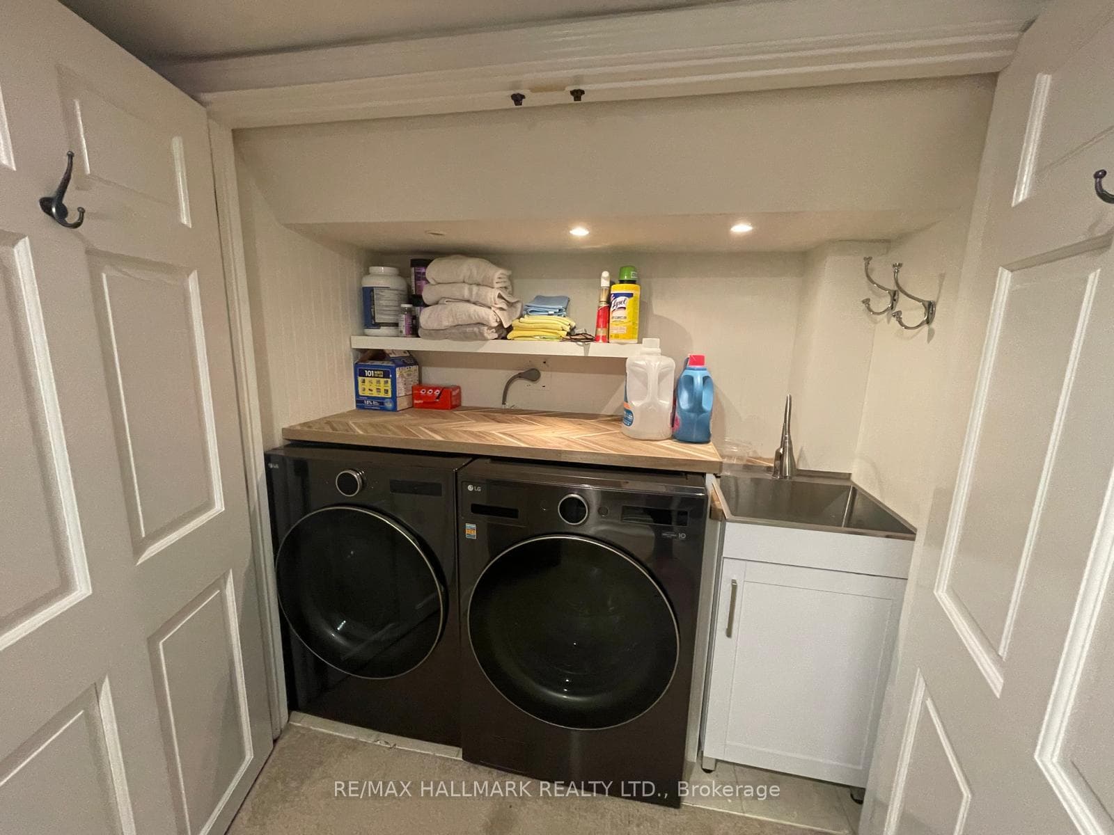 Basement Laundry
