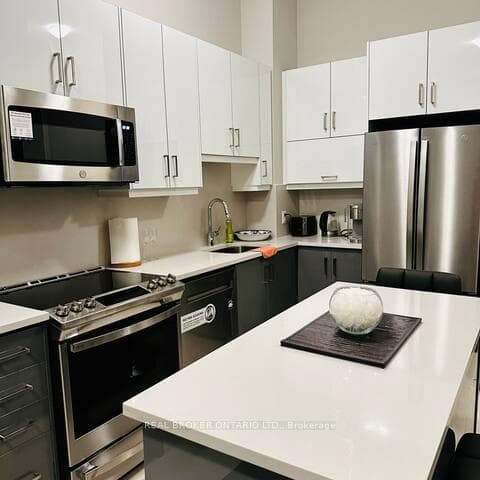 3265 Carding Mill Trail Unit 103 photo 7