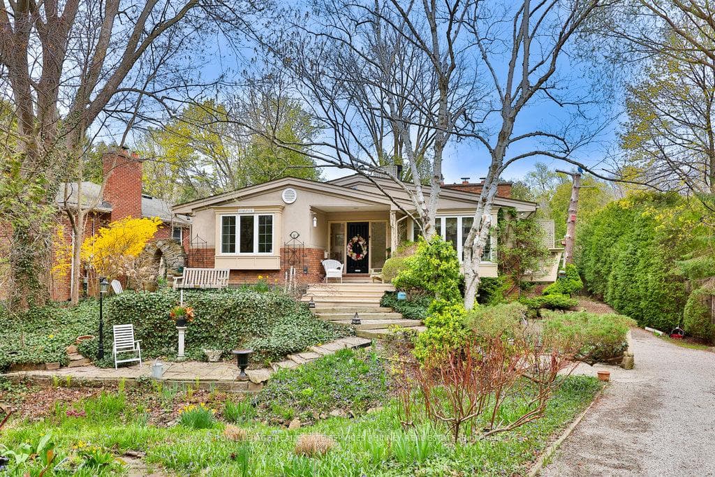 117 Watson Avenue photo 1