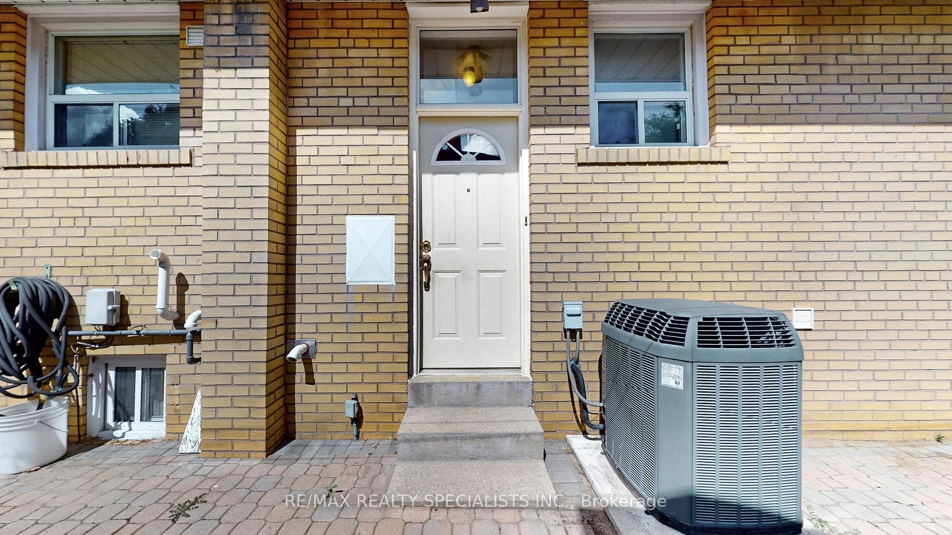 1470 Sherway Drive photo 33