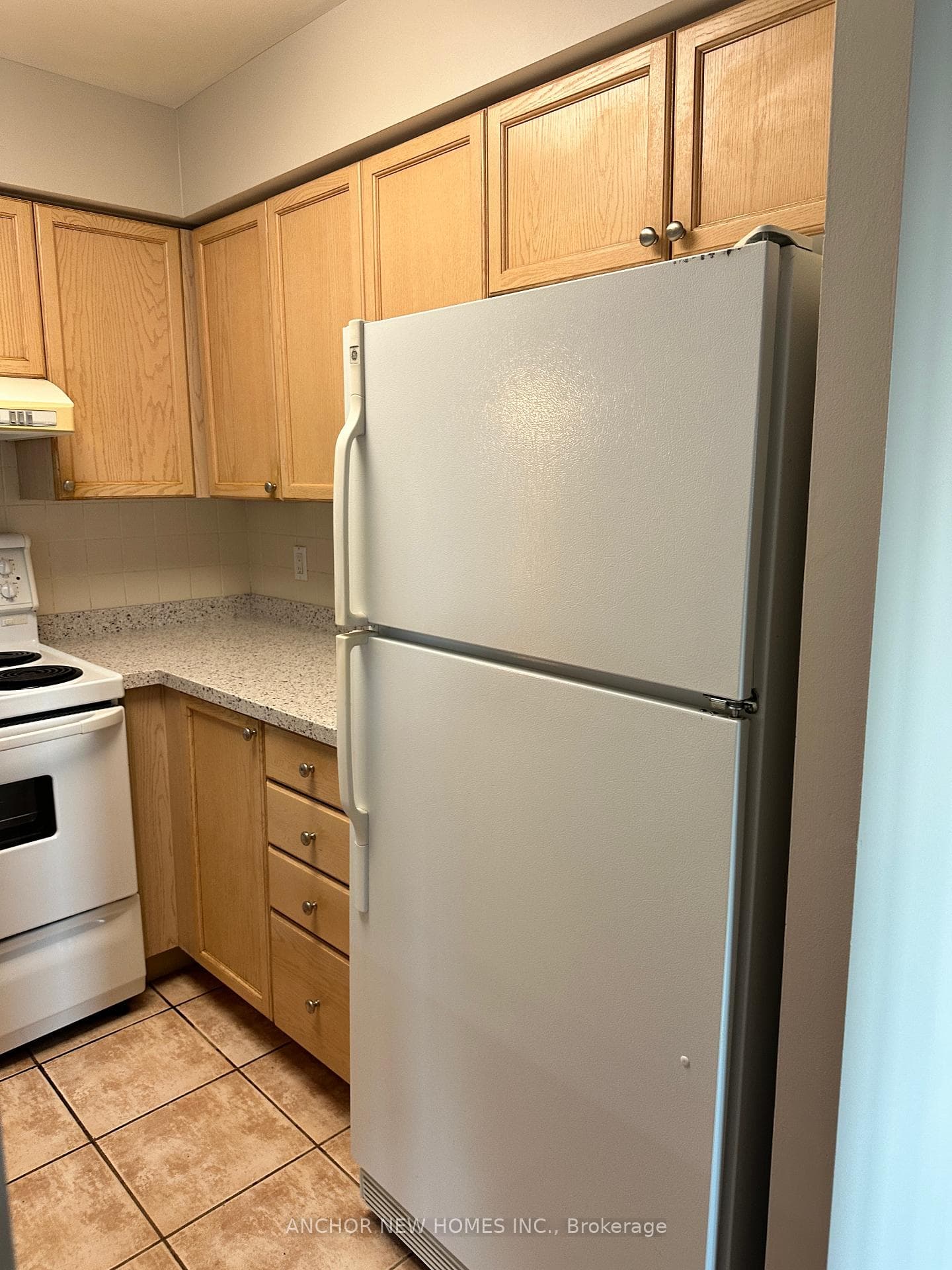 8 Hillcrest Avenue Unit 2201 photo 17