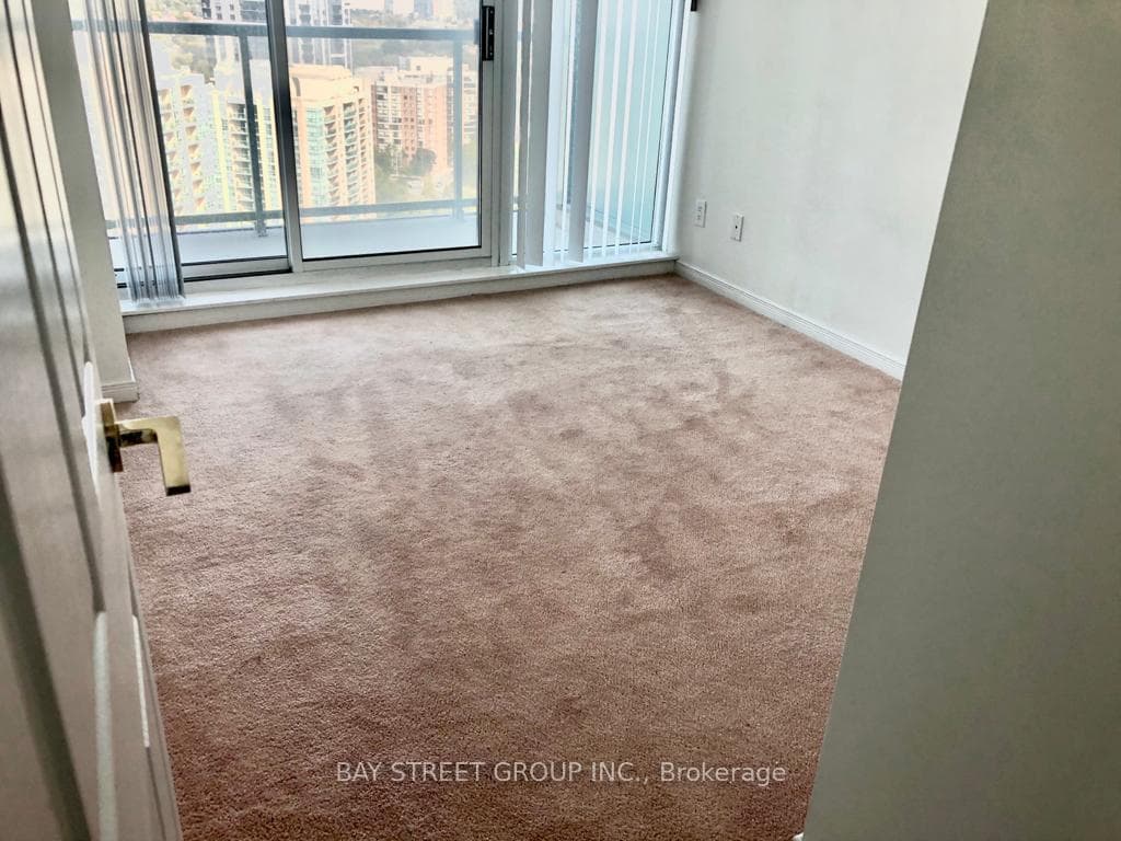 5500 Yonge Street Unit Ph01 photo 9
