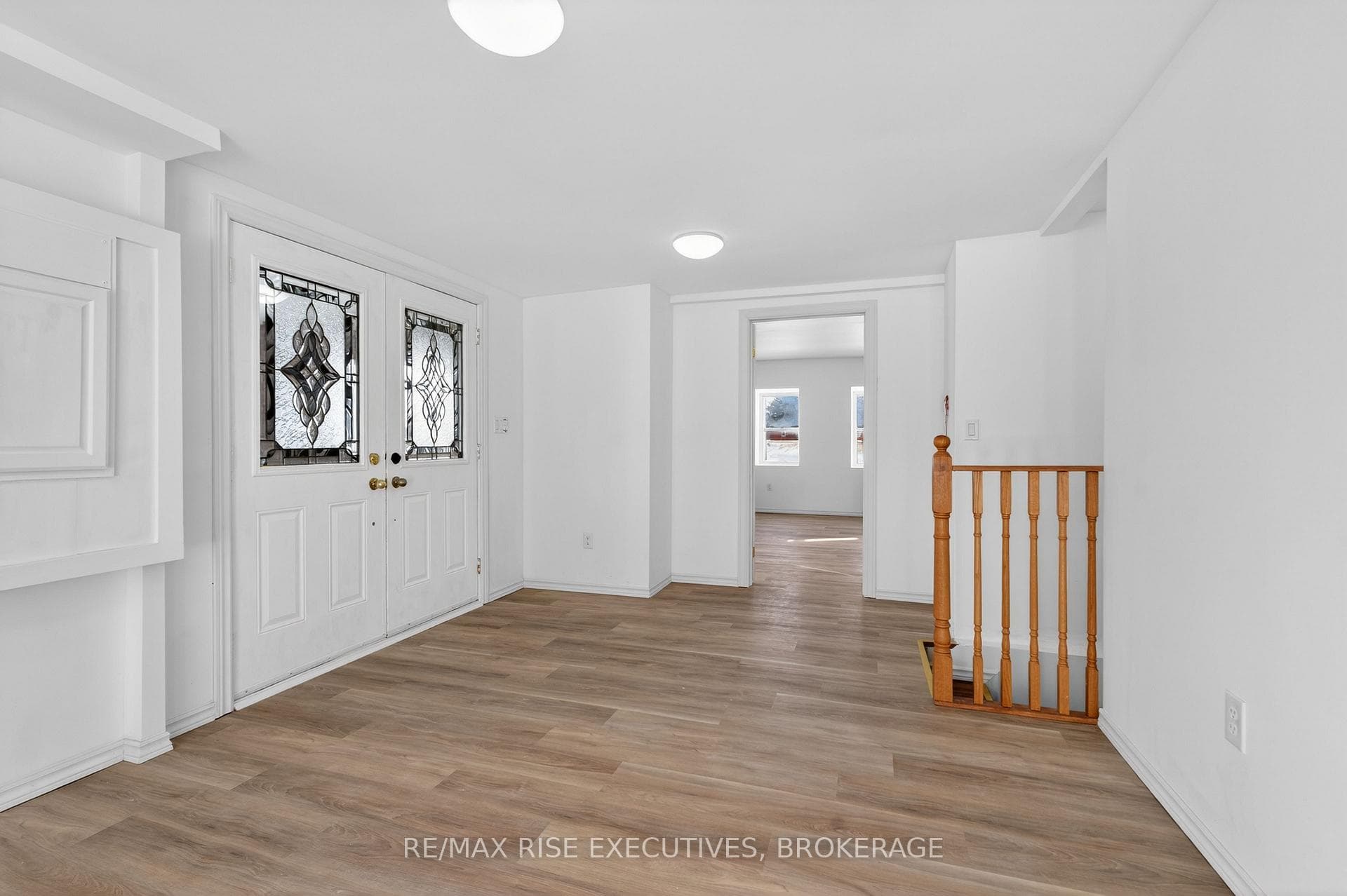 750 Moira Road photo 11