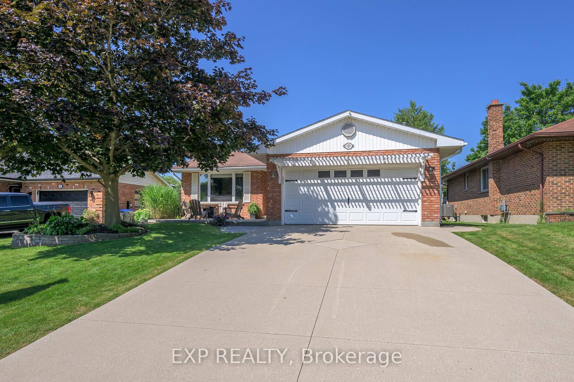 123 Gibson Crescent photo 29