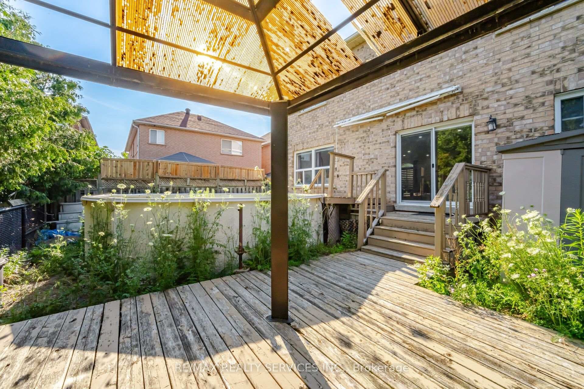 4 Sunnybrook Crescent photo 48