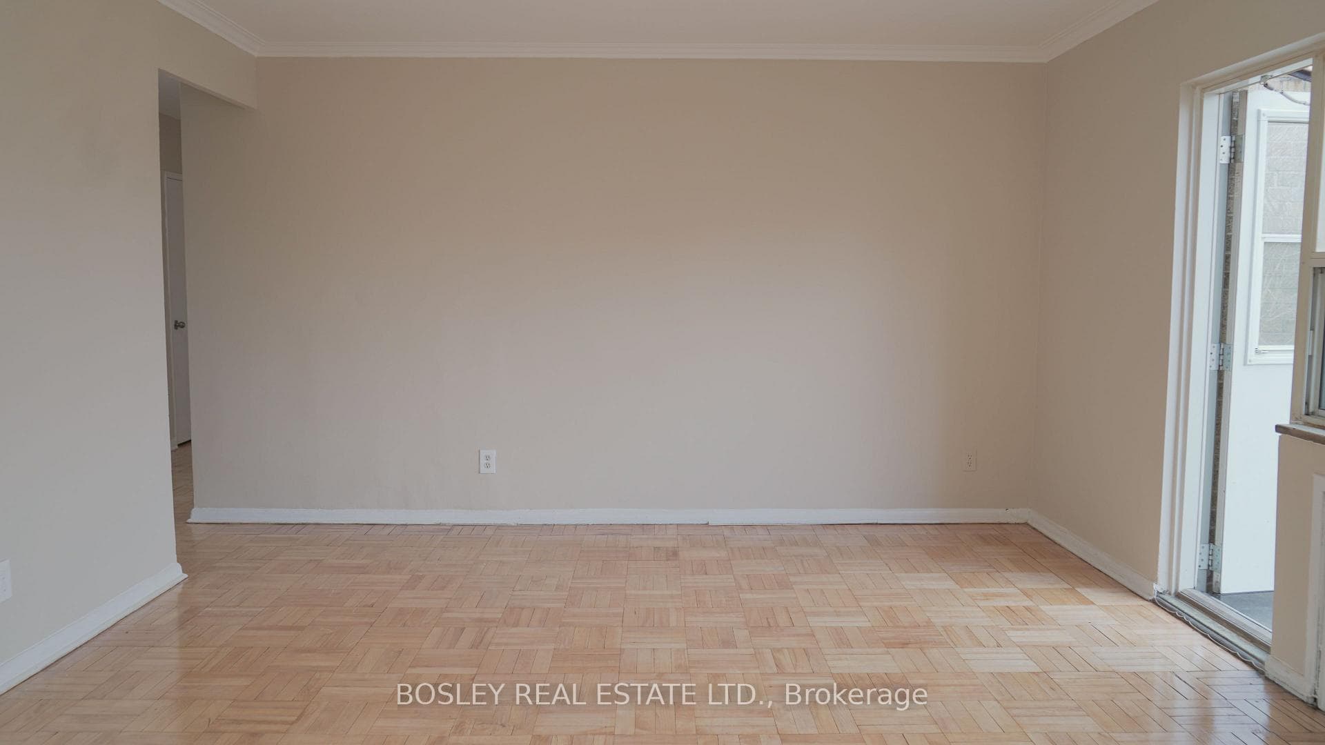 970 Eglinton Avenue Unit 406 photo 22