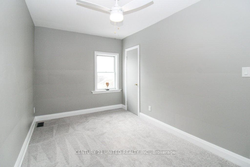 251 Mcgill Street photo 13