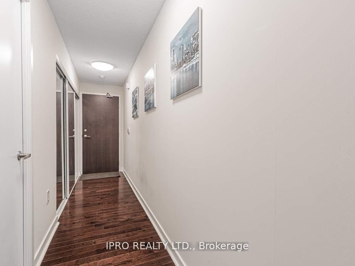 38 Dan Leckie Way Unit 1001 photo 3