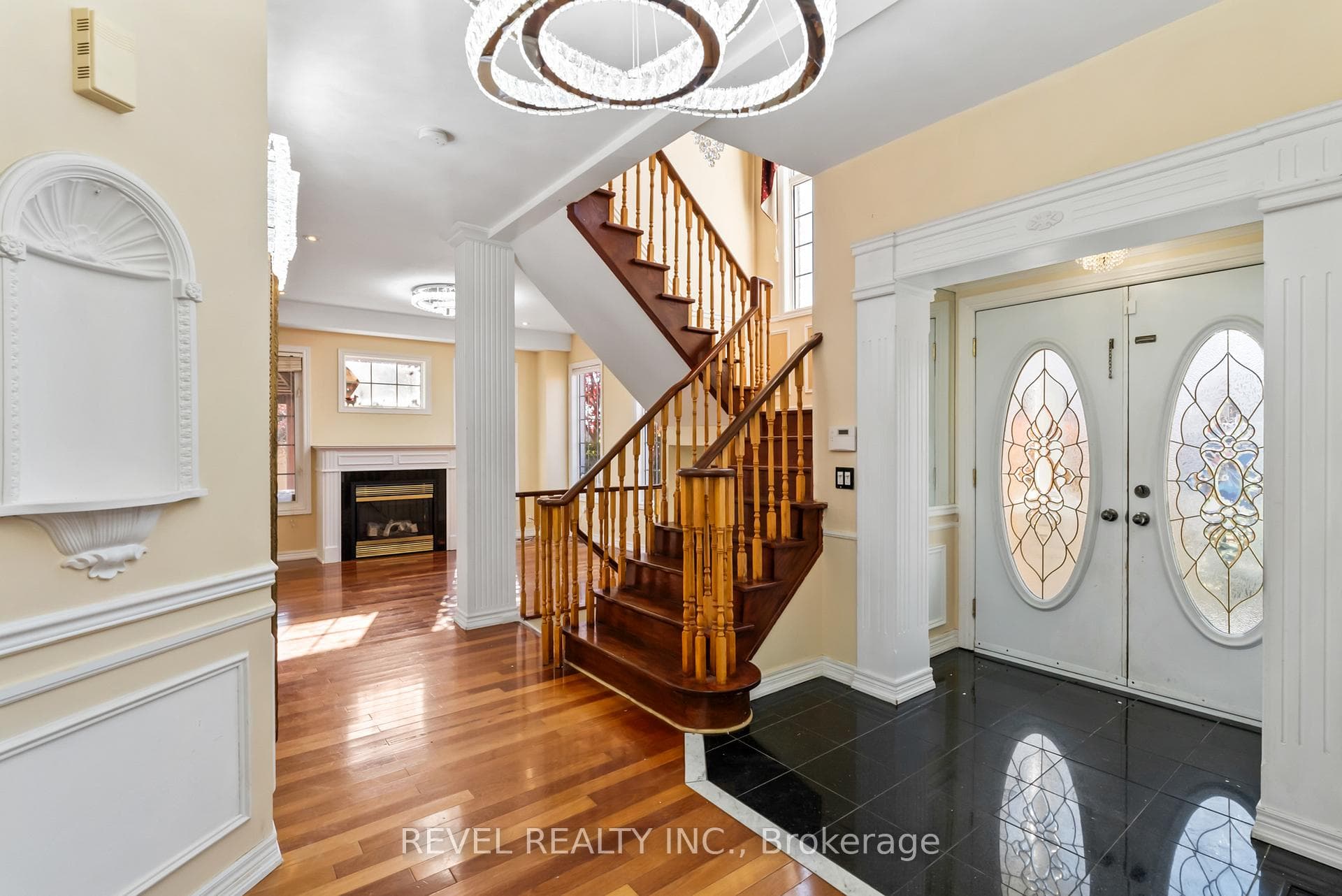 40 Sandford Crescent photo 4
