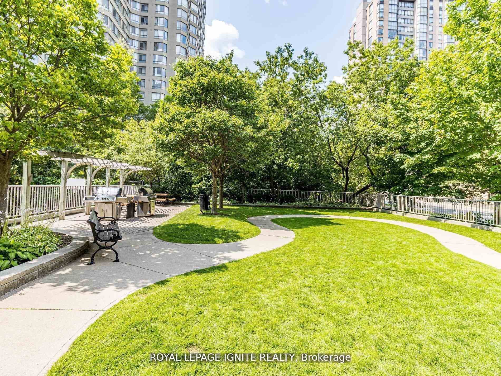 156 Enfield Place Unit 1711 photo 26