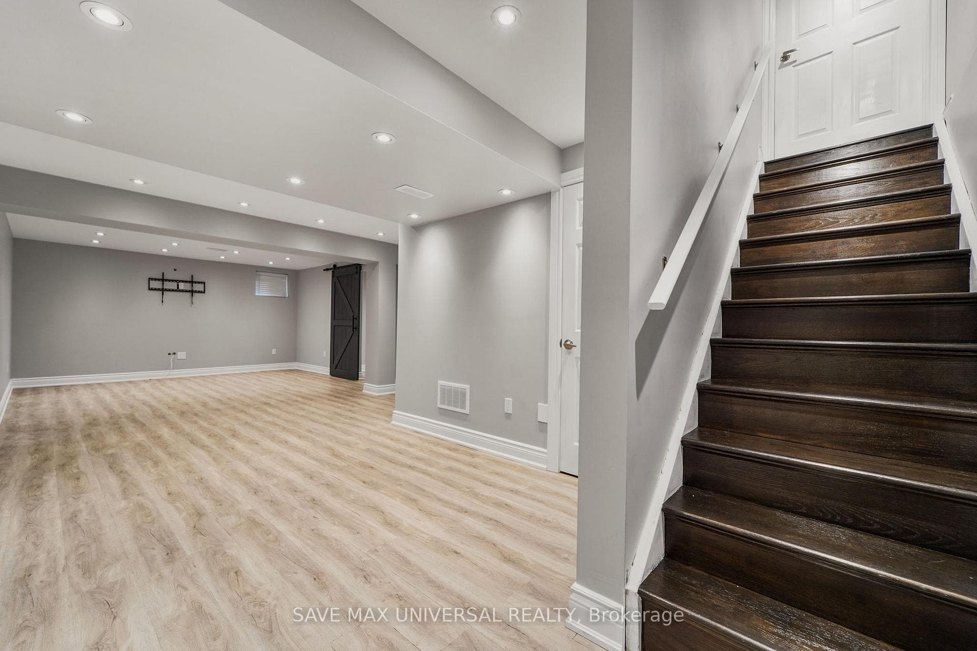 1005 Savoline Boulevard photo 32