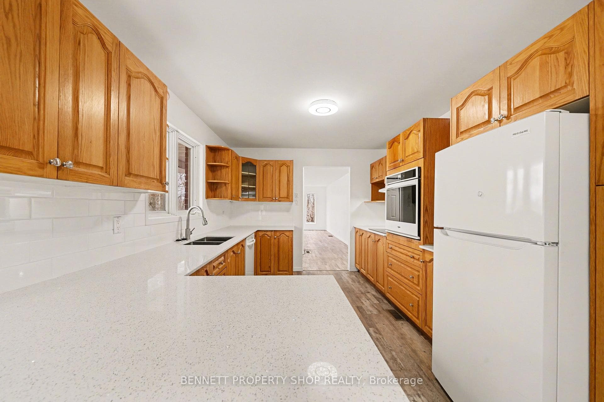 1450 South Russell Road photo 6