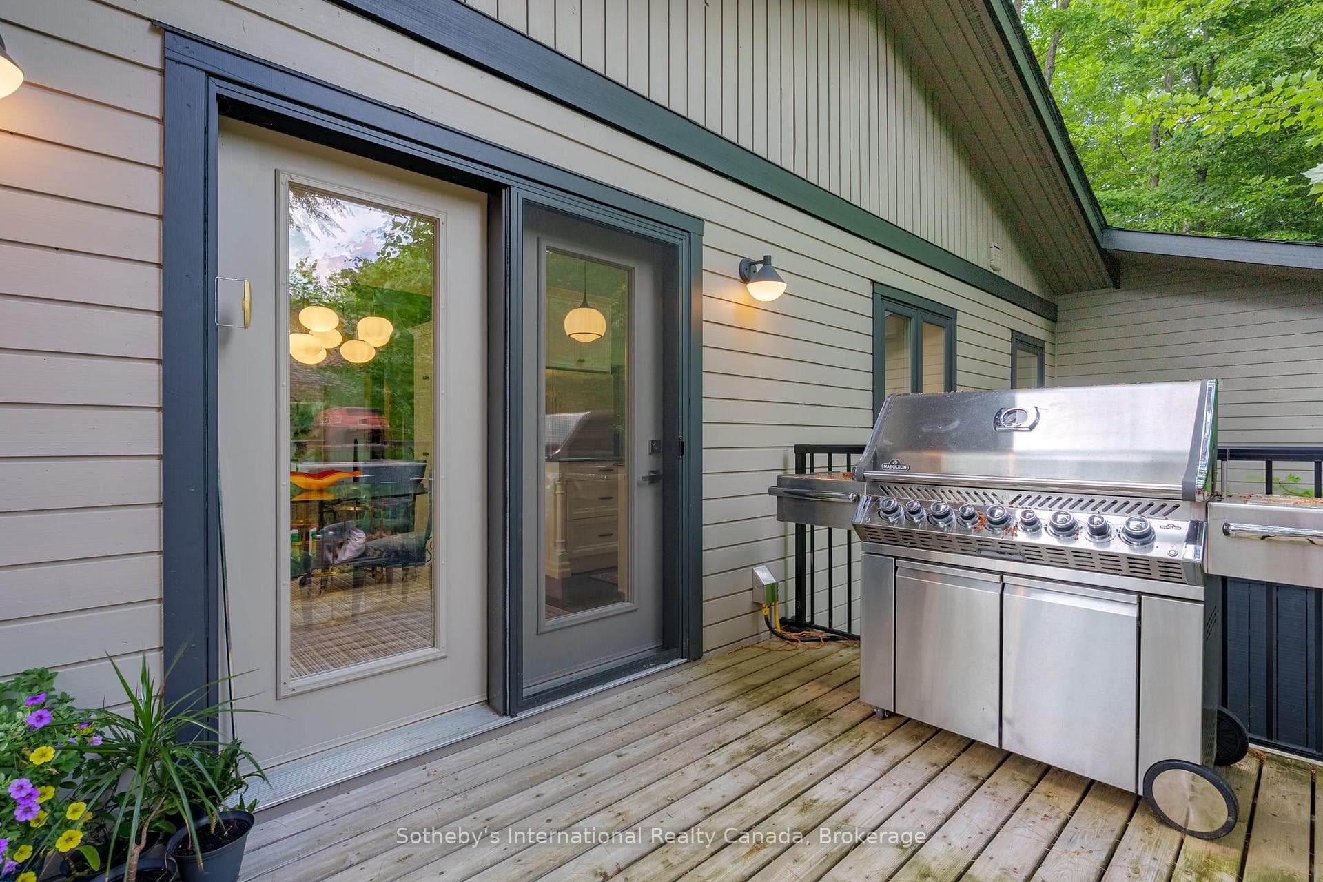 Kitchen Walk-Out to Deck