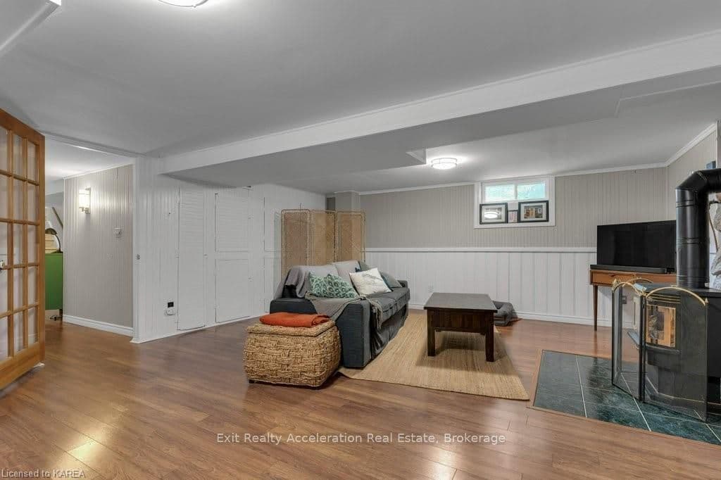 35 HUFF Avenue photo 39