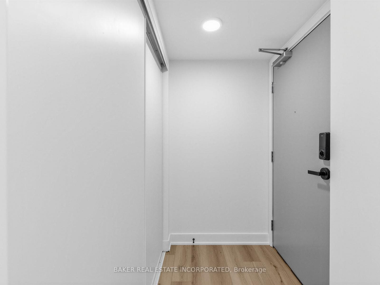 758 Dovercourt Road Unit 1102 photo 4