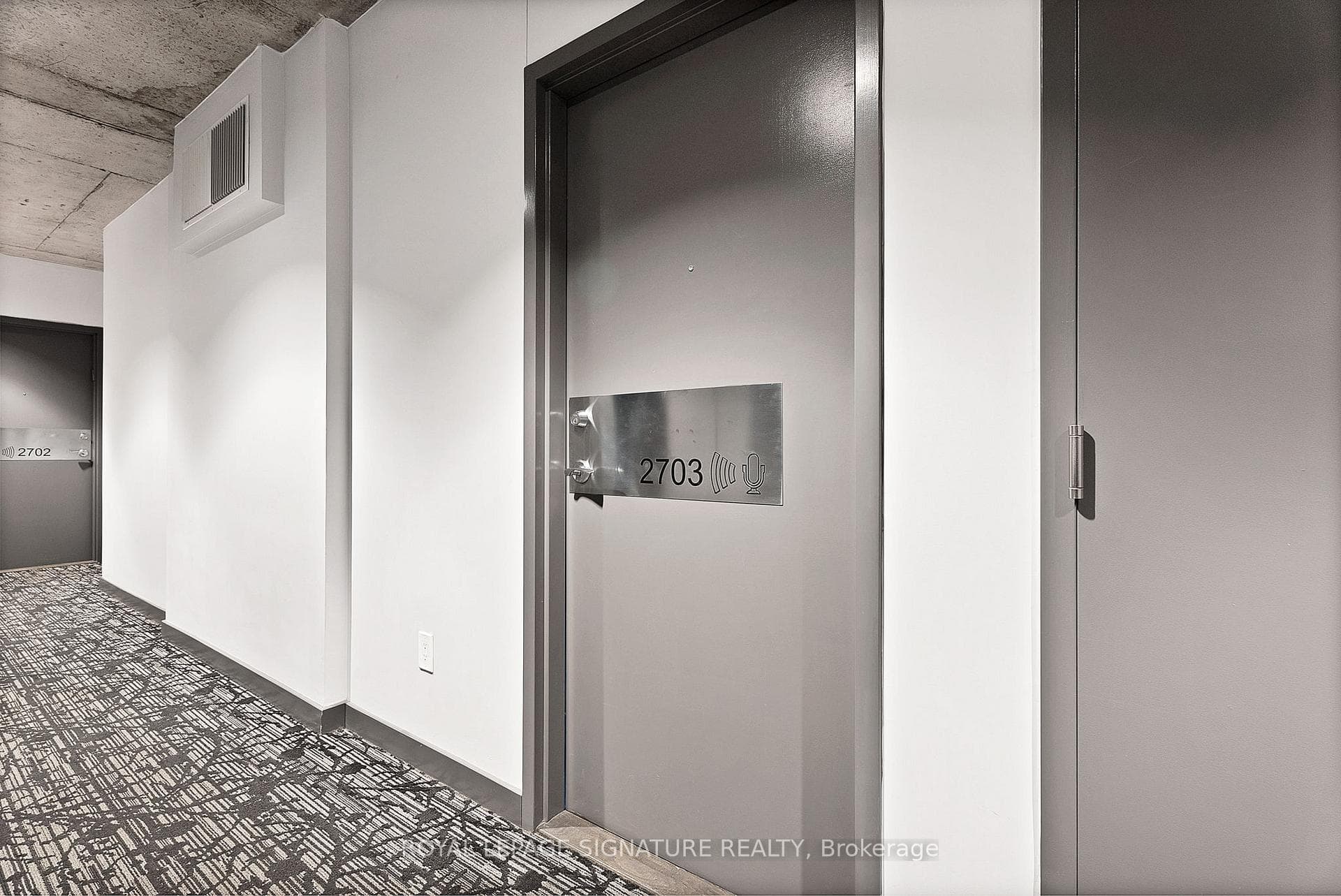 281 Mutual Street Unit 2703 photo 5