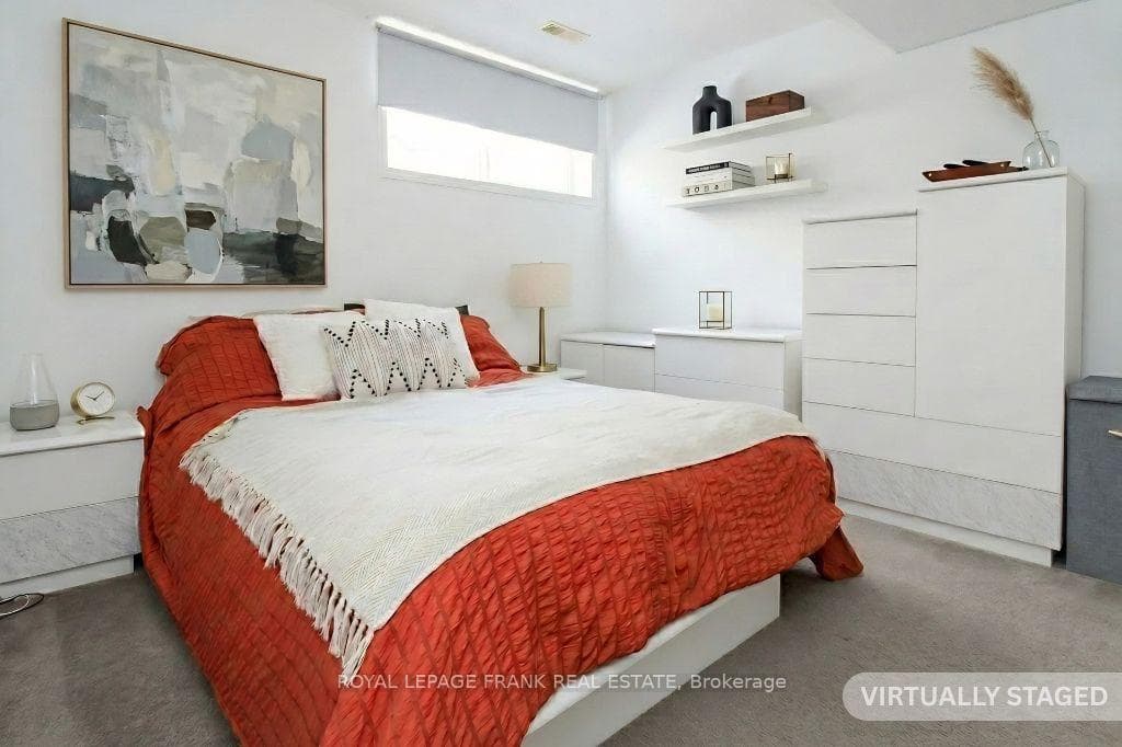 416 Abound Crescent photo 13